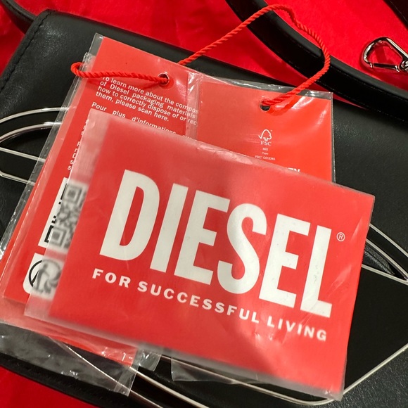 Diesel 1Dr Bag - Picture 10 of 12